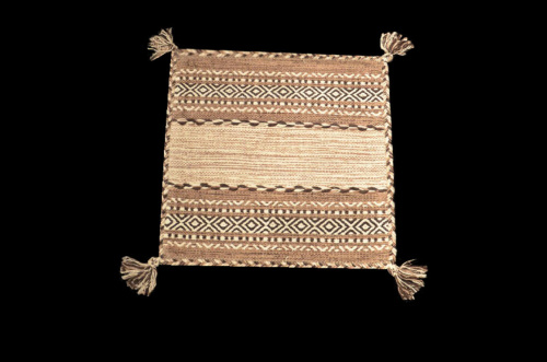 Бельгийский ковёр  (14-3819/50x50)